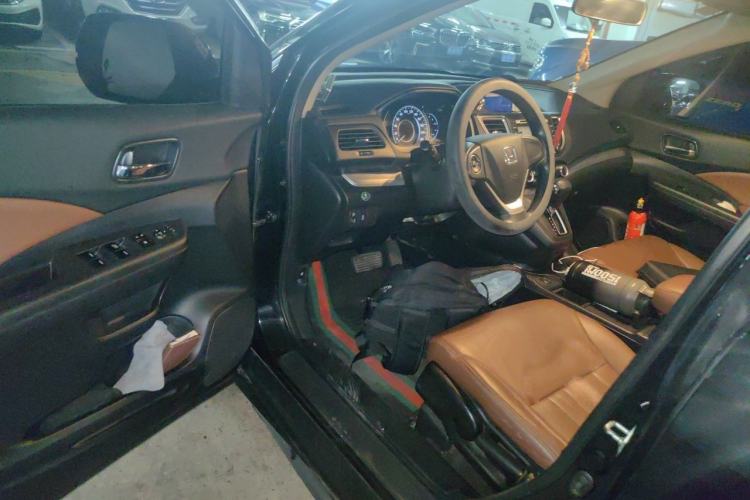 Used Honda CR-V 2016 2.0L two-wheel drive Urban Edition Driver Seat