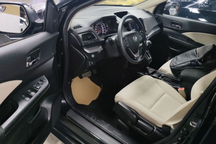 Used Honda CR-V 2016 2.0L Two-Wheel Drive Classic Edition Driver Seat