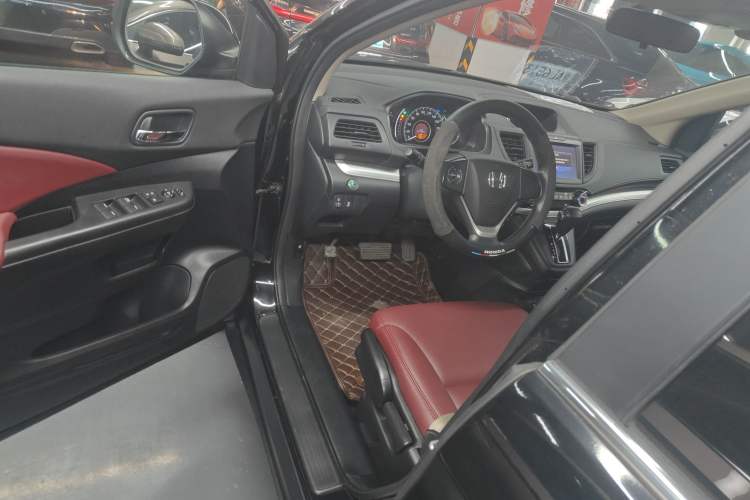 Used Honda CR-V 2016 2.0L Two-Wheel Drive Classic Edition Driver Seat