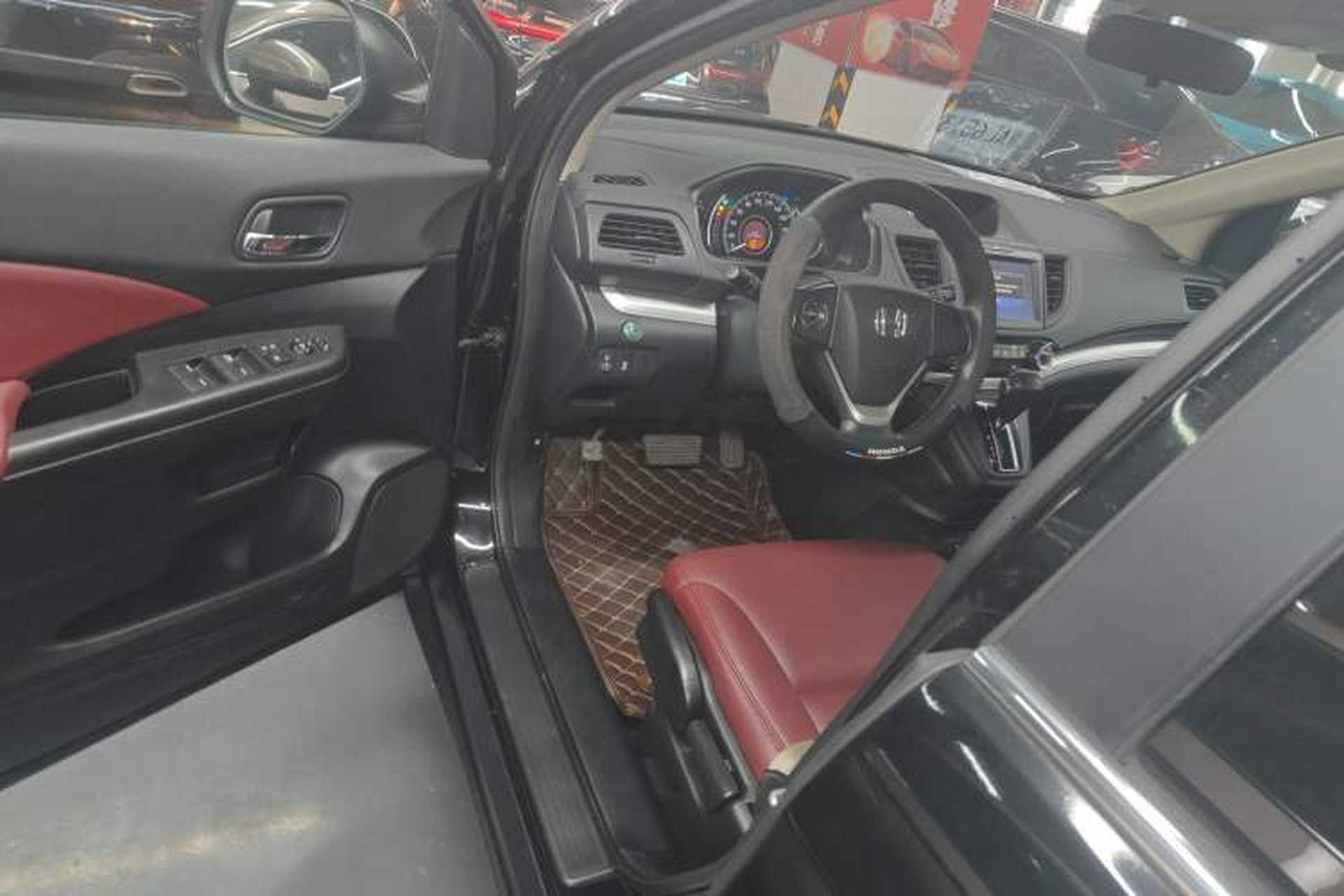 Used Honda CR-V 2016 2.0L Two-Wheel Drive Classic Edition Driver Seat