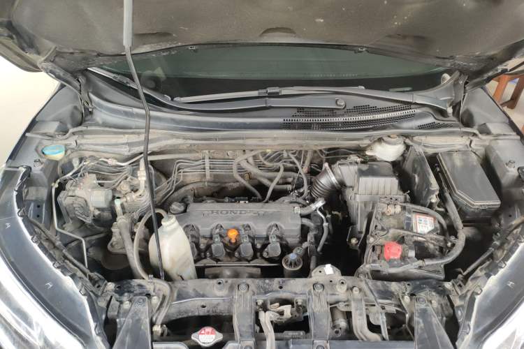 Used Honda CR-V 2016 2.0L two-wheel drive Urban Edition Engine Bay