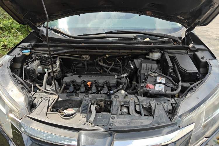 Used Honda CR-V 2016 2.0L Two-Wheel Drive Classic Edition Engine Bay