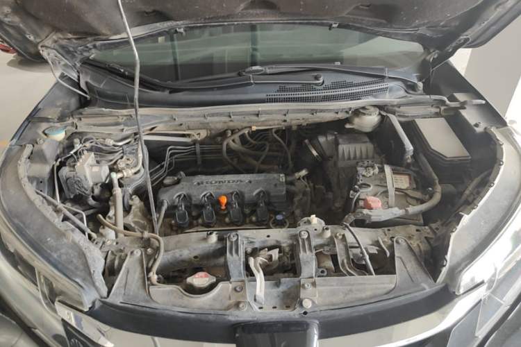 Used Honda CR-V 2016 2.0L two-wheel drive Urban Edition Engine Bay