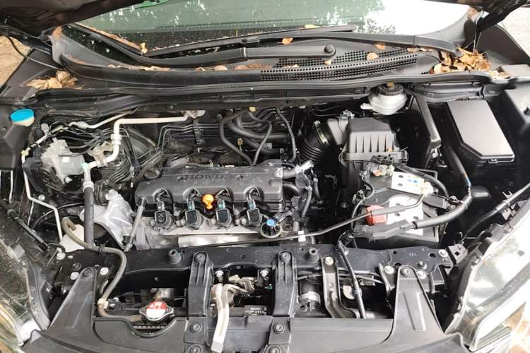 Used Honda CR-V 2016 2.0L two-wheel drive Urban Edition Engine Bay