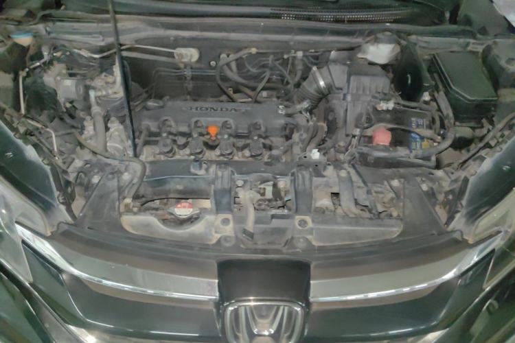 Used Honda CR-V 2016 2.0L two-wheel drive Urban Edition Engine Bay