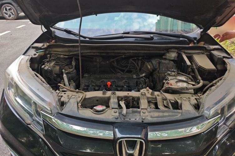 Used Honda CR-V 2016 2.0L two-wheel drive Urban Edition Engine Bay