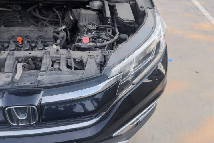 Used Honda CR-V 2016 2.0L Two-Wheel Drive Classic Edition Engine Bay Left