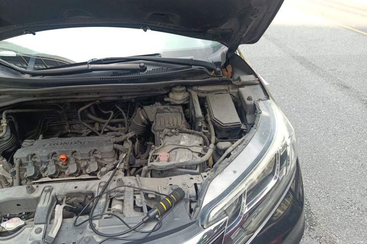Used Honda CR-V 2016 2.0L Two-Wheel Drive Classic Edition Engine Bay Left