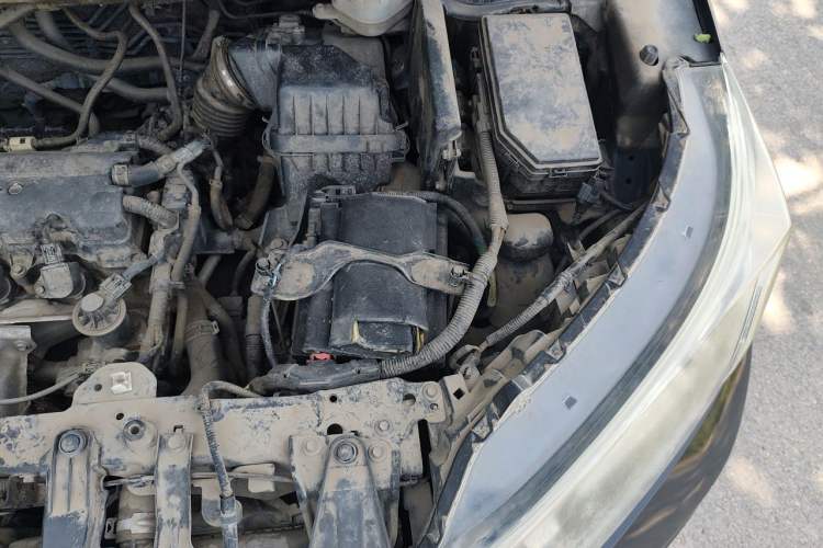 Used Honda CR-V 2016 2.0L Two-Wheel Drive Classic Edition Engine Bay Left