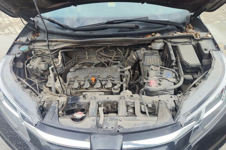 Used Honda CR-V 2016 2.0L Two-Wheel Drive Classic Edition Engine Bay