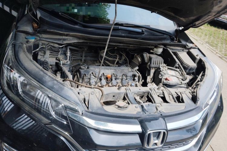Used Honda CR-V 2016 2.0L Two-Wheel Drive Classic Edition Engine Bay