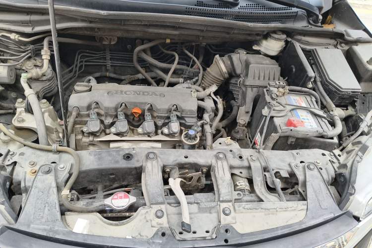 Used Honda CR-V 2016 2.0L two-wheel drive Urban Edition Engine Bay
