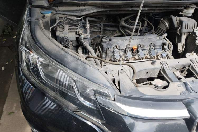 Used Honda CR-V 2016 2.0L Two-Wheel Drive Classic Edition Engine Bay Right