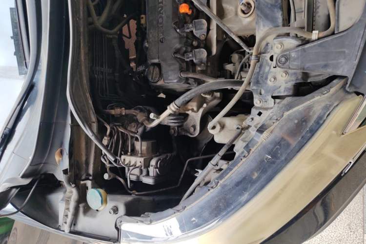 Used Honda CR-V 2016 2.0L Two-Wheel Drive Classic Edition Engine Bay Right