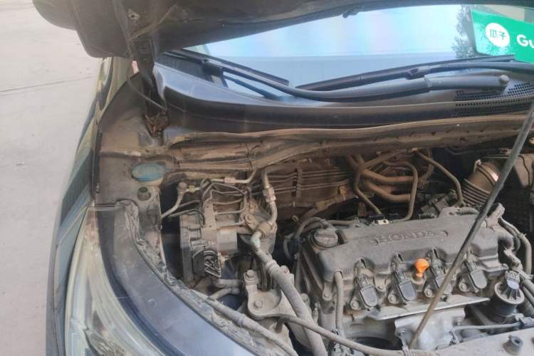 Used Honda CR-V 2016 2.0L two-wheel drive Urban Edition Engine Bay Right