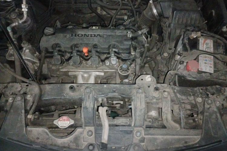 Used Honda CR-V 2016 2.0L two-wheel drive Urban Edition Engine Bay