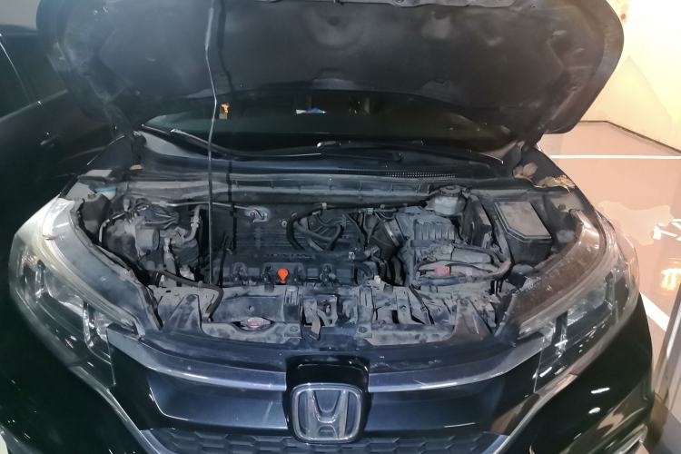 Used Honda CR-V 2016 2.0L two-wheel drive Urban Edition Engine Bay