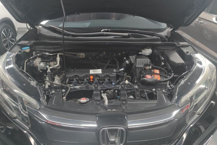 Used Honda CR-V 2016 2.0L Two-Wheel Drive Classic Edition Engine Bay