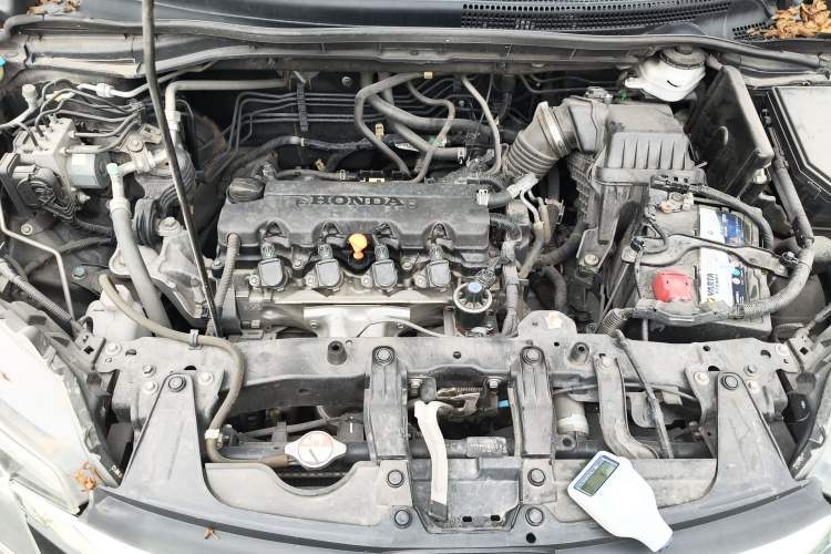 Used Honda CR-V 2016 2.0L Two-Wheel Drive Classic Edition Engine Bay