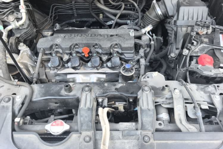 Used Honda CR-V 2016 2.0L two-wheel drive Urban Edition Engine Bay