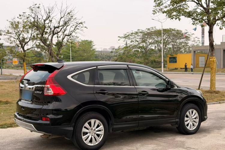 Used Honda CR-V 2016 2.0L Two-Wheel Drive Classic Edition Exterior 11