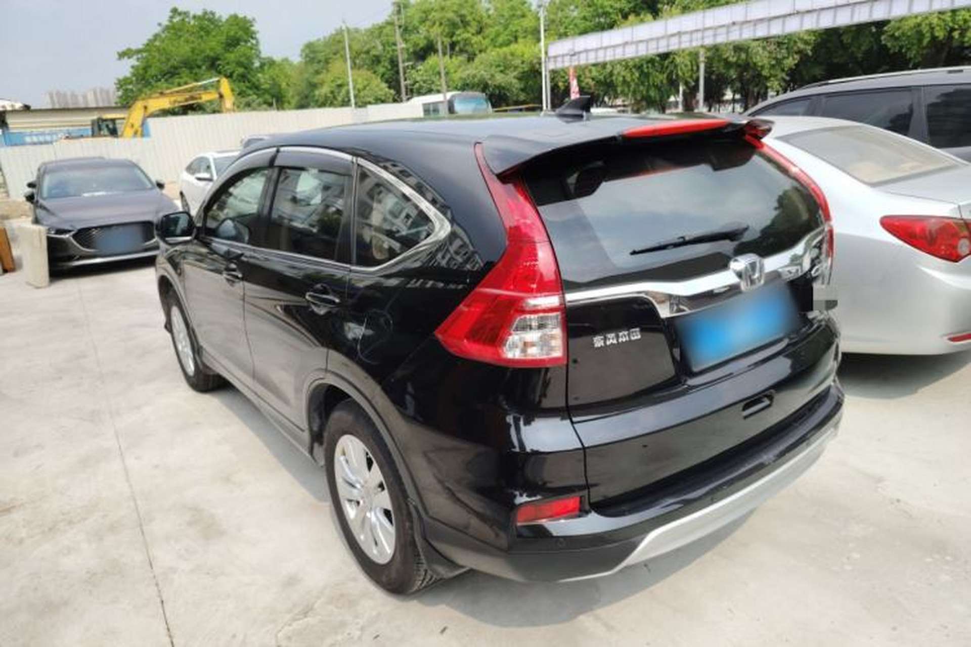 Used Honda CR-V 2016 2.0L Two-Wheel Drive Classic Edition Exterior 2