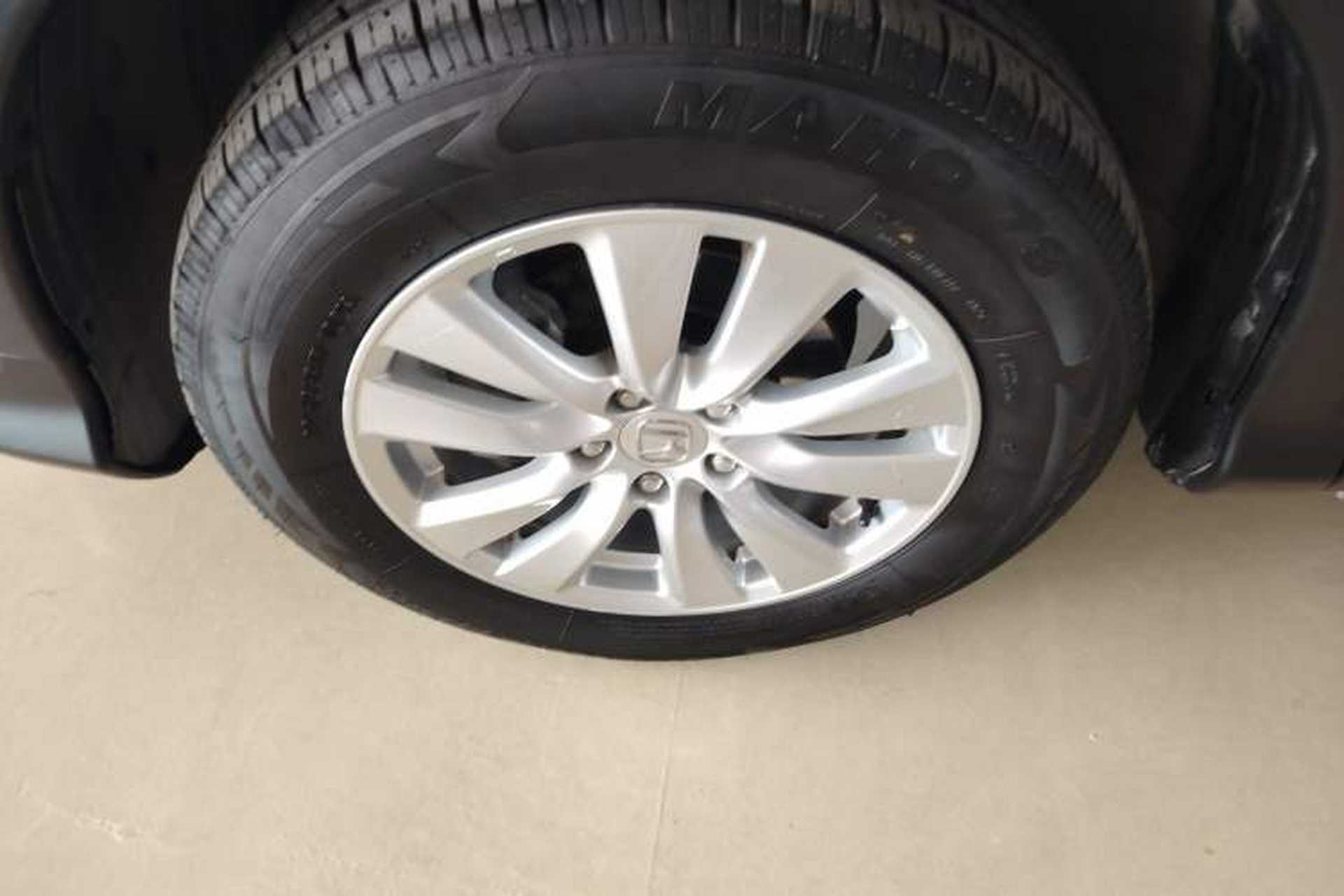 Used Honda CR-V 2016 2.0L two-wheel drive Urban Edition Exterior 3