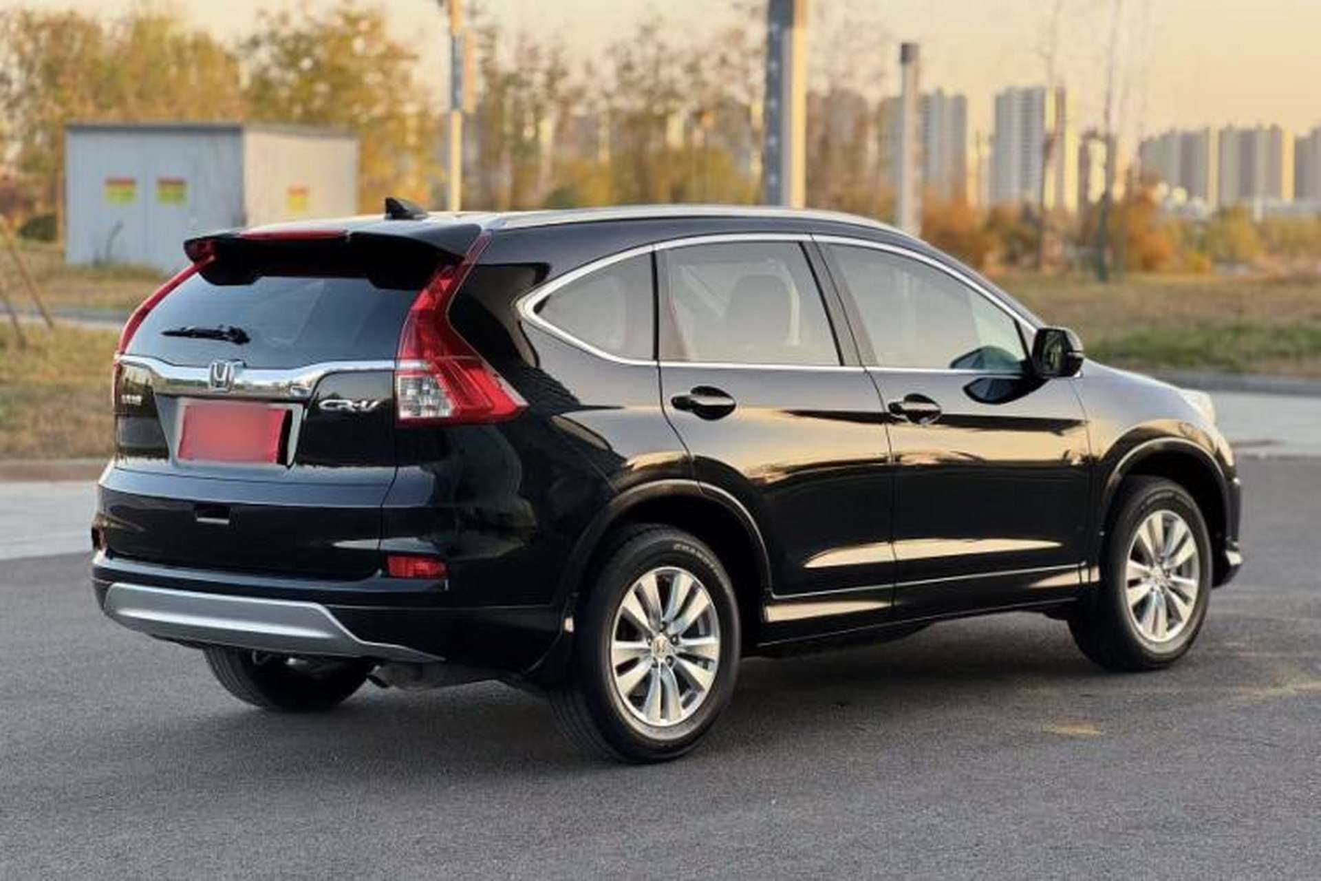 Used Honda CR-V 2016 2.0L two-wheel drive Urban Edition Exterior 7