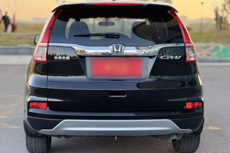 Used Honda CR-V 2016 2.0L two-wheel drive Urban Edition Exterior 8