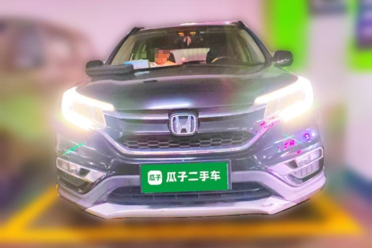 Used Honda CR-V 2016 2.0L two-wheel drive Urban Edition Front