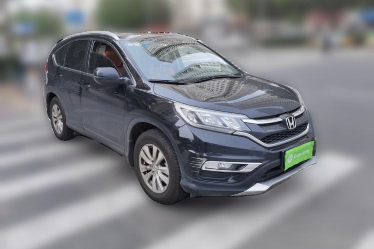 Used Honda CR-V 2016 2.0L two-wheel drive Urban Edition Front Right 45 Deg
