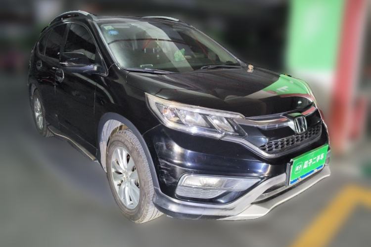 Used Honda CR-V 2016 2.0L two-wheel drive Urban Edition Front Right 45 Deg