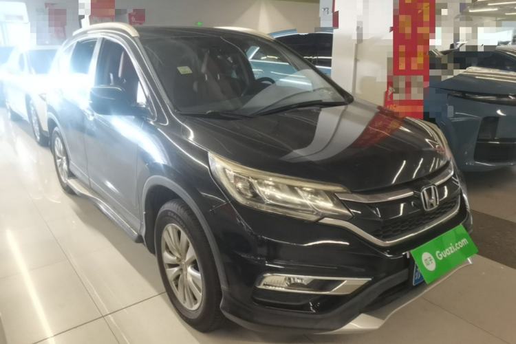 Used Honda CR-V 2016 2.0L Two-Wheel Drive Classic Edition Front Right 45 Deg