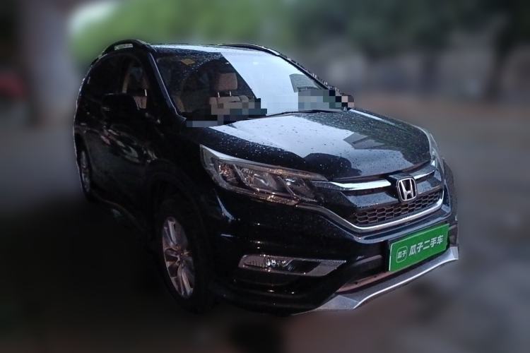 Used Honda CR-V 2016 2.0L Two-Wheel Drive Classic Edition Front Right 45 Deg