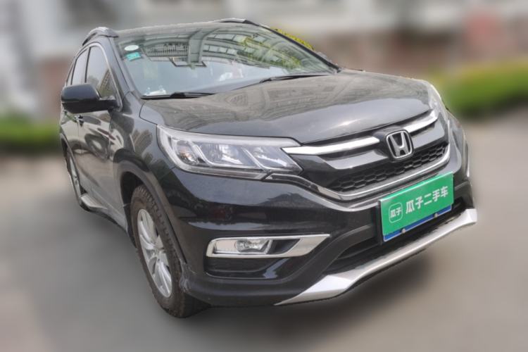 Used Honda CR-V 2016 2.0L Two-Wheel Drive Classic Edition Front Right 45 Deg