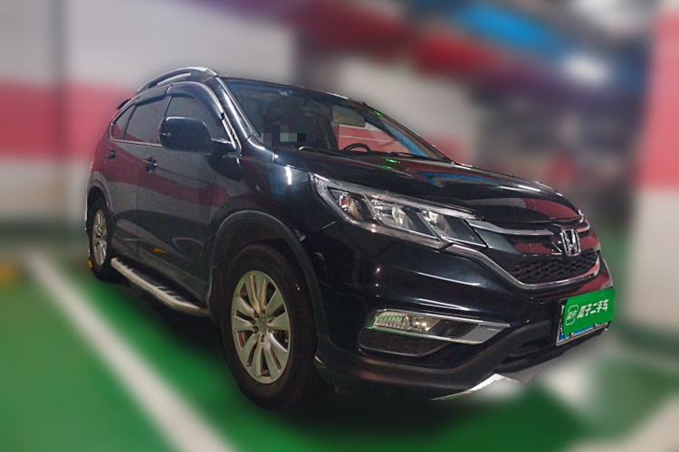 Used Honda CR-V 2016 2.0L two-wheel drive Urban Edition Front Right 45 Deg