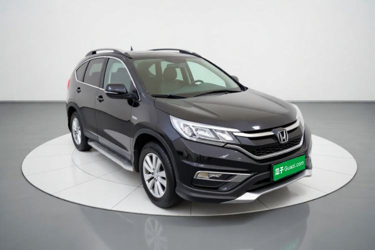 Used Honda CR-V 2016 2.0L two-wheel drive Urban Edition Front Right 45 Deg