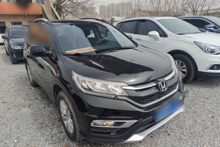 Used Honda CR-V 2016 2.0L Two-Wheel Drive Classic Edition Front Right 45 Deg