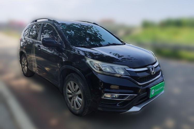Used Honda CR-V 2016 2.0L Two-Wheel Drive Classic Edition Front Right 45 Deg