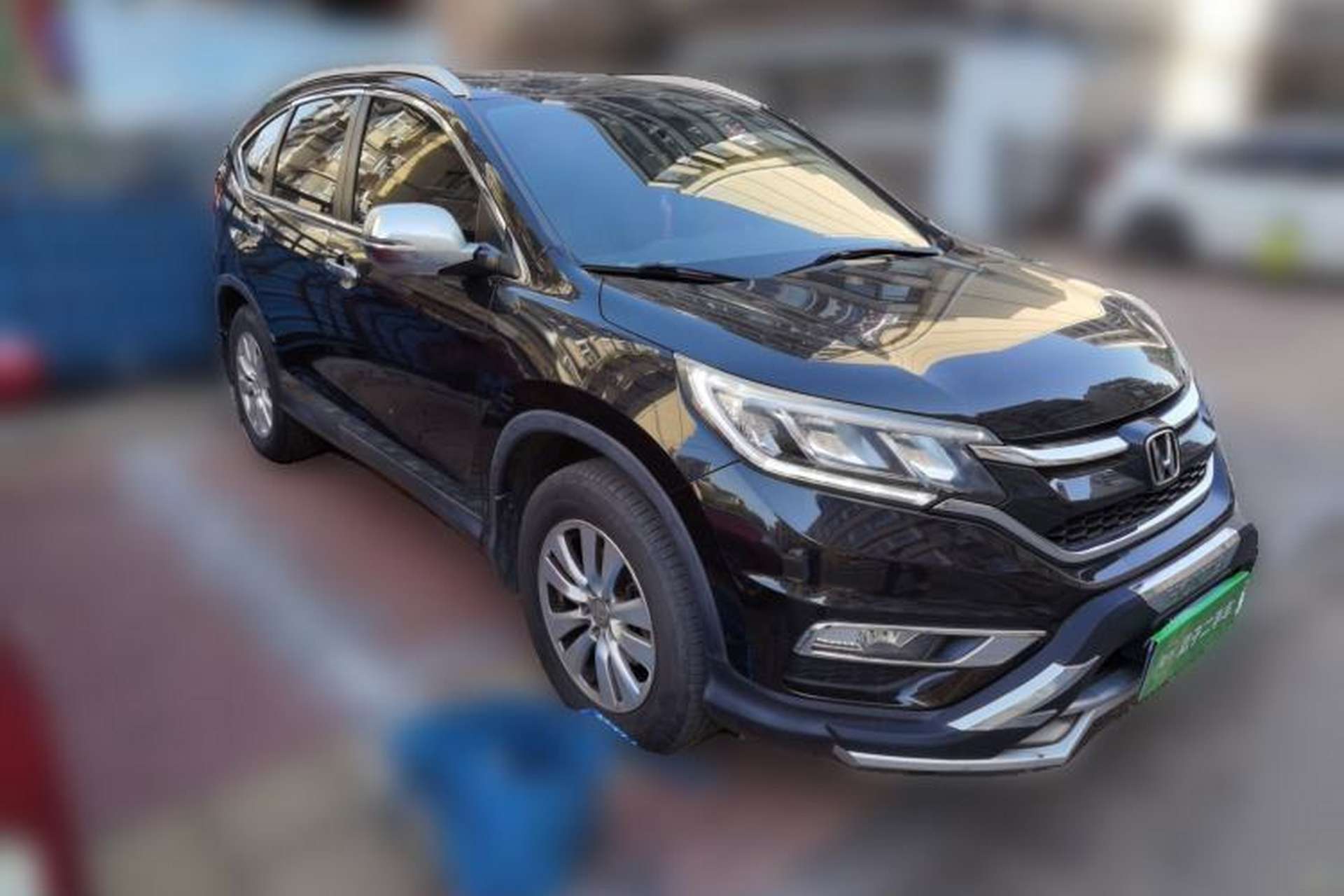 Used Honda CR-V 2016 2.0L two-wheel drive Urban Edition Front Right 45 Deg
