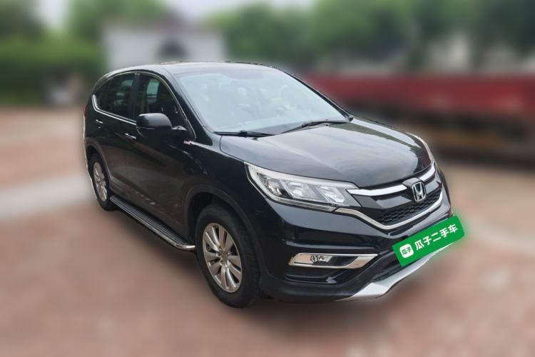Used Honda CR-V 2016 2.0L two-wheel drive Urban Edition Front Right 45 Deg
