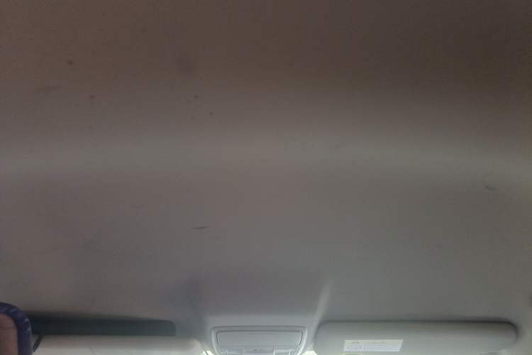 Used Honda CR-V 2016 2.0L Two-Wheel Drive Classic Edition Headliner