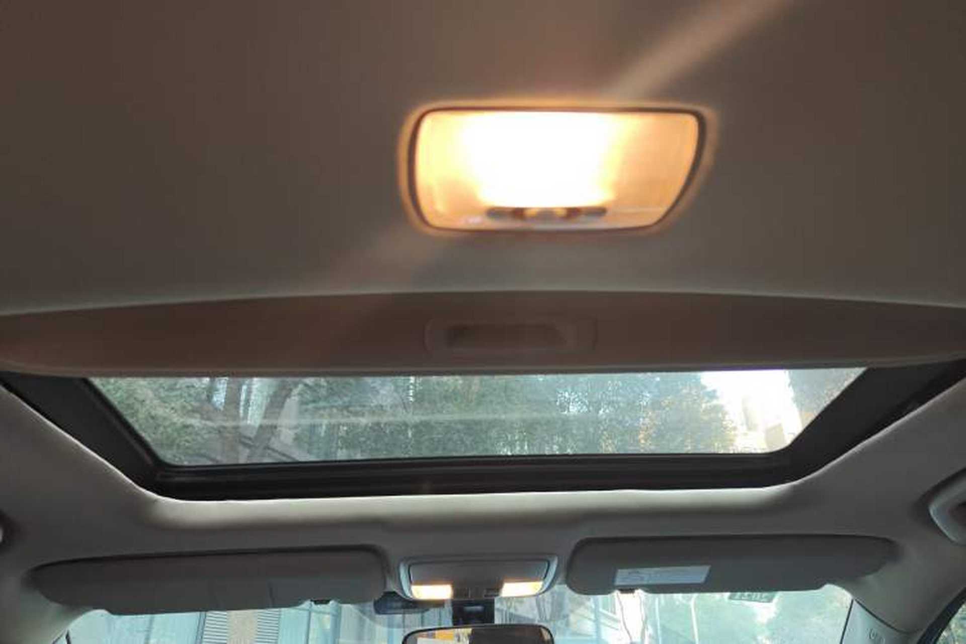Used Honda CR-V 2016 2.0L two-wheel drive Urban Edition Headliner