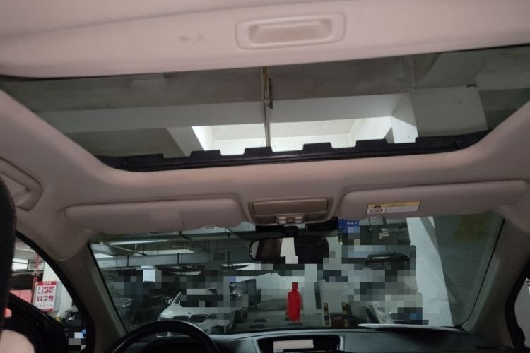 Used Honda CR-V 2016 2.0L two-wheel drive Urban Edition Headliner