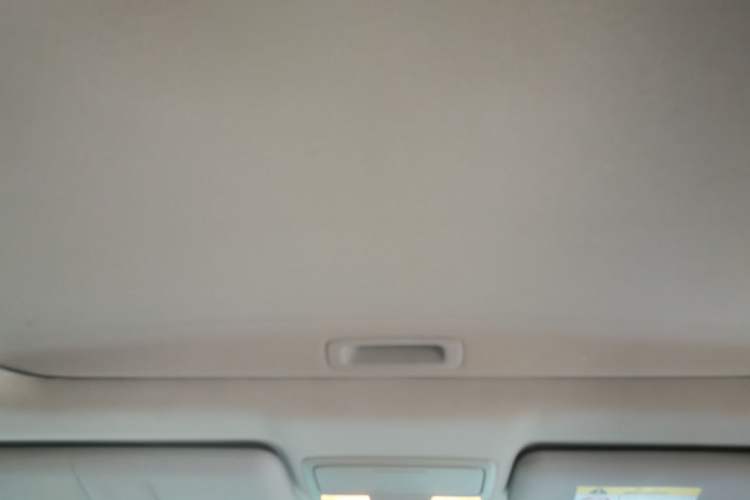 Used Honda CR-V 2016 2.0L two-wheel drive Urban Edition Headliner
