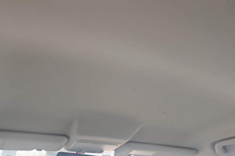 Used Honda CR-V 2016 2.0L Two-Wheel Drive Classic Edition Headliner