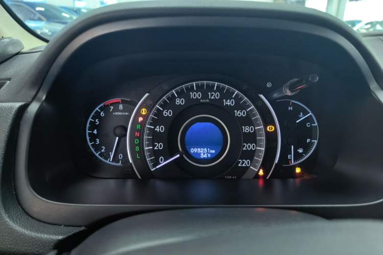 Used Honda CR-V 2016 2.0L two-wheel drive Urban Edition Instrument Cluster