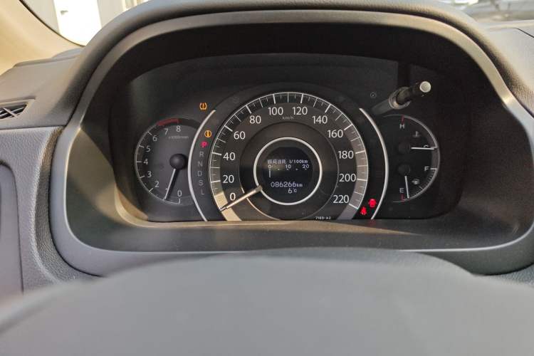 Used Honda CR-V 2016 2.0L two-wheel drive Urban Edition Instrument Cluster