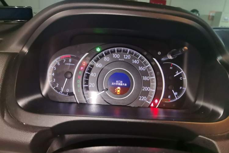 Used Honda CR-V 2016 2.0L two-wheel drive Urban Edition Instrument Cluster