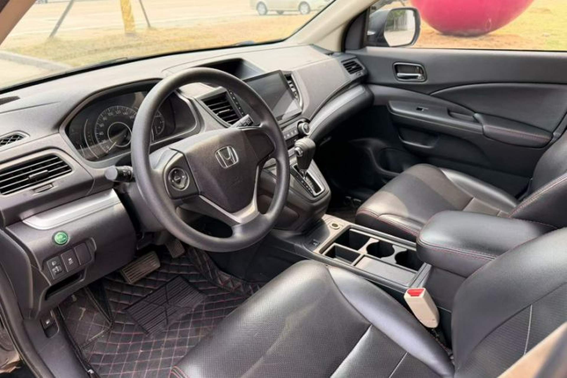 Used Honda CR-V 2016 2.0L Two-Wheel Drive Classic Edition Interior 3
